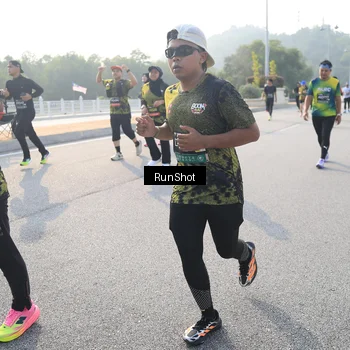 Runner Photo 6892830