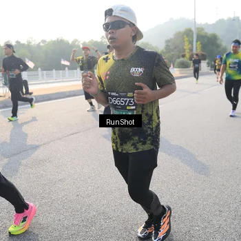 Runner Photo 6892832