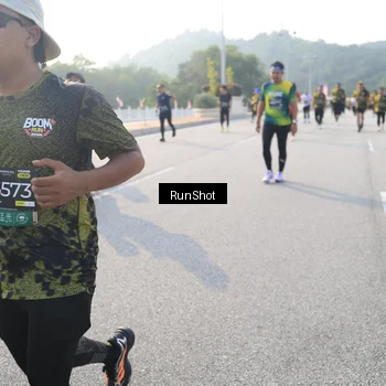 Runner Photo 6892843