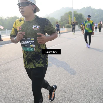 Runner Photo 6892847