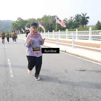 Runner Photo 6892850