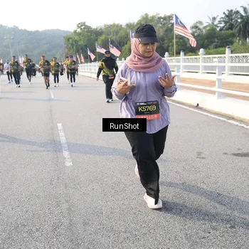 Runner Photo 6892883