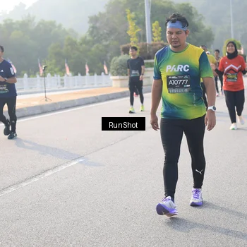 Runner Photo 6892888