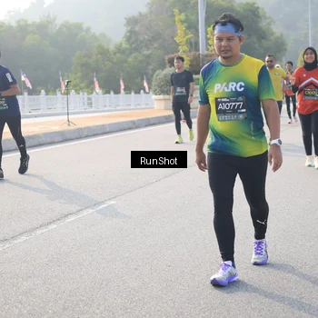 Runner Photo 6892895