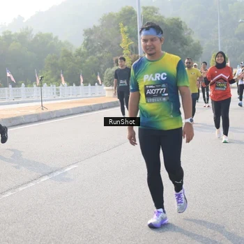Runner Photo 6892899