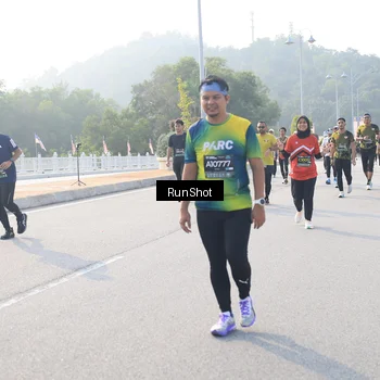 Runner Photo 6892904