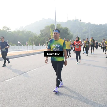 Runner Photo 6892924