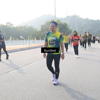Runner Photo 6892931