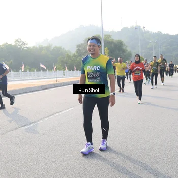 Runner Photo 6892935