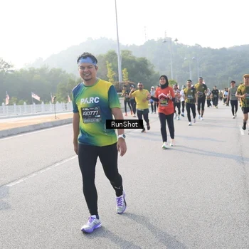 Runner Photo 6892954