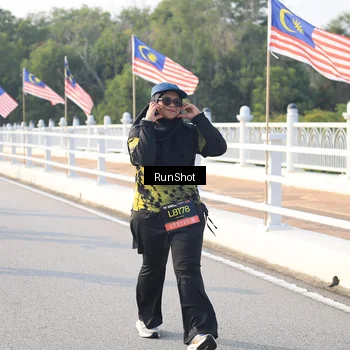 Runner Photo 6892981