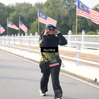 Runner Photo 6892982