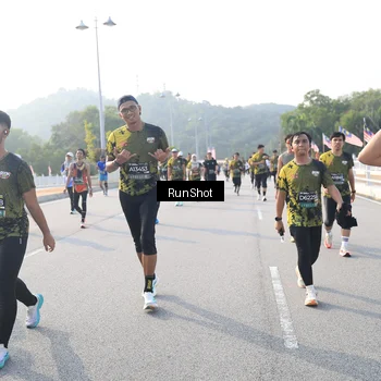 Runner Photo 6893139