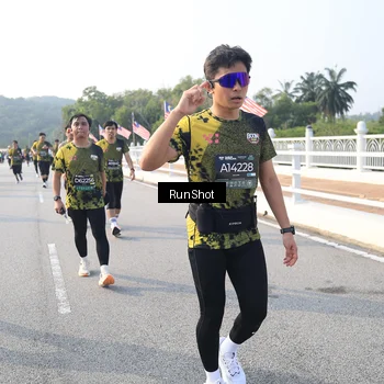 Runner Photo 6893151