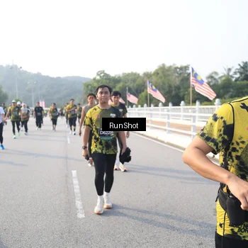 Runner Photo 6893156