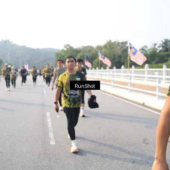 Runner Photo 6893164