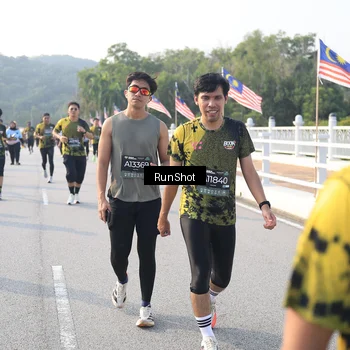 Runner Photo 6893206