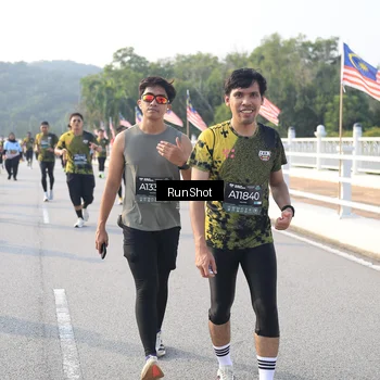 Runner Photo 6893208