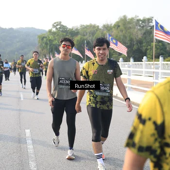 Runner Photo 6893210