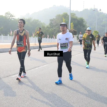 Runner Photo 6893230
