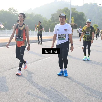 Runner Photo 6893237