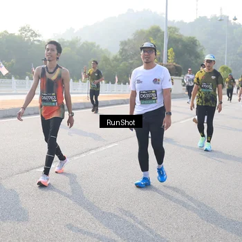 Runner Photo 6893242
