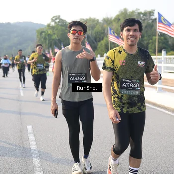 Runner Photo 6893250