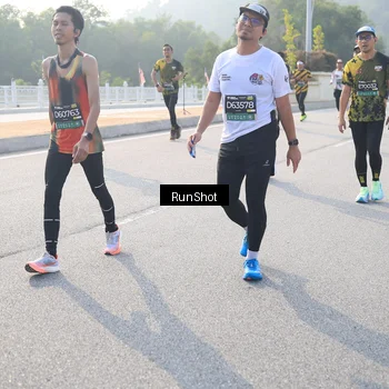 Runner Photo 6893257