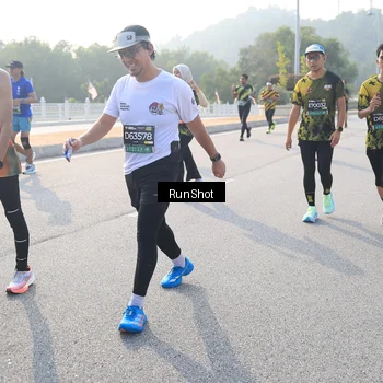 Runner Photo 6893262
