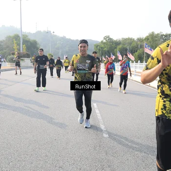 Runner Photo 6893319
