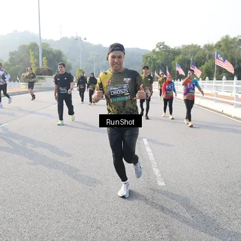 Runner Photo 6893329