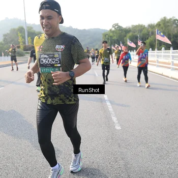 Runner Photo 6893332