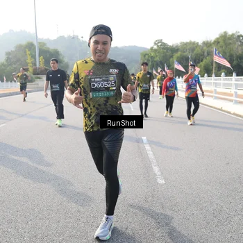 Runner Photo 6893351