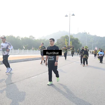 Runner Photo 6893378