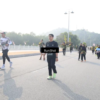 Runner Photo 6893385
