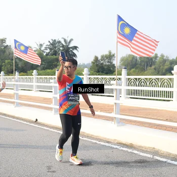 Runner Photo 6893420