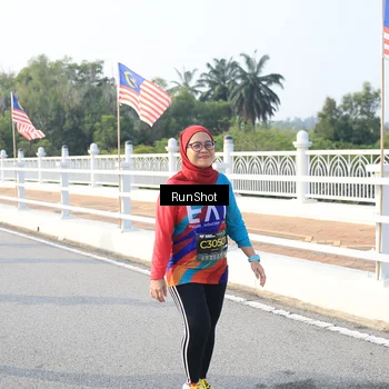 Runner Photo 6893452