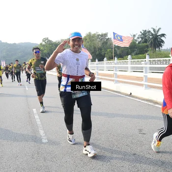 Runner Photo 6893471