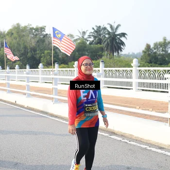 Runner Photo 6893473