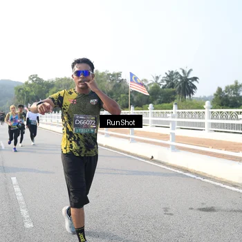 Runner Photo 6893500