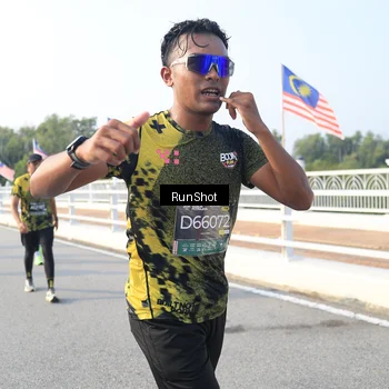 Runner Photo 6893524