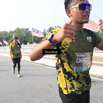 Runner Photo 6893530