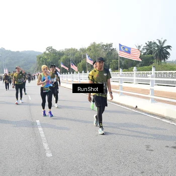 Runner Photo 6893532