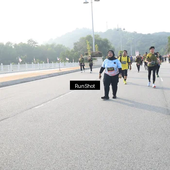 Runner Photo 6893549