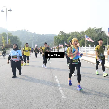 Runner Photo 6893551
