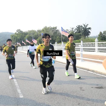 Runner Photo 6893584