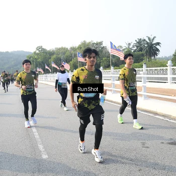 Runner Photo 6893586