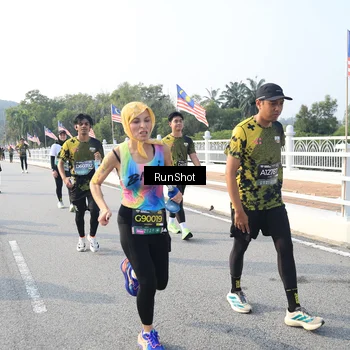 Runner Photo 6893595