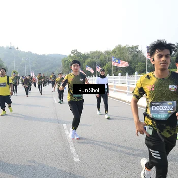 Runner Photo 6893606