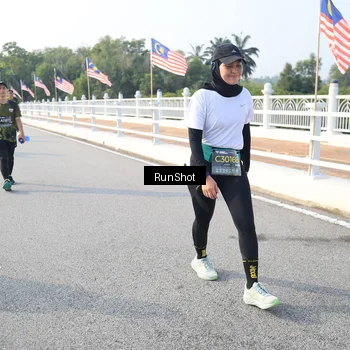 Runner Photo 6893698